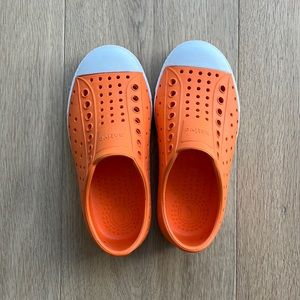 Orange Native Jefferson child shoes size C10